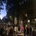“Ruke su vam krvave”: Novosađani obišli adrese rektora Madića i pokrajinske premijerke Maje Gojković