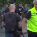 Incident u Veterniku: Tuča na protestu pristalica SNS-a