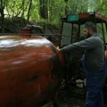 Vanredna situacija u Bresnici, meštani nemaju vodu za piće: Za stoku i njive koriste vodu iz reke