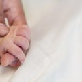 Eutanazirano dete (2): Prvi ovakav slučaj zabeležen u evropskoj zemlji, mališan bio teško bolestan, roditelji i lekar doneli…