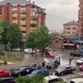 Danas ističe rok srpskim institucijama da se isele iz zgrade u severnoj Mitrovici odbijaju da izađu