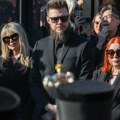 Evo s kim ćerka Saše Popovića provodi dane: Aleksandra se ne odvaja od njega, podelila sliku iz vile