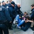 Alarm u Nemačkoj: Osam napada na savezne policajce svakog dana