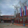GRAD NIŠ DONEO VAŽNU ODLUKU! : Zastave na jarbolima u svim niškim školama