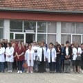 Mirni protesti u Gračanici i okolnim mestima nastavljeni i danas zbog uhapšenih direktora (foto, video)