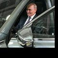 Putin testirao novi automobil „Volga K 50”