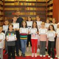 „Mala škola nemačkog jezika“: Besplatan kurs Gradske biblioteke Vršac završilo 18 mališana