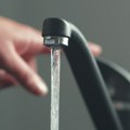 Duplirana potrošnje vode u Sremskoj Mitrovici, nadležni apeluju: "To može da ugrozi stabilnost vodosnabdevanja"