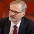 Češka vlada preživela glasanje o nepoverenju nakon donacije bivšeg zatvorenika