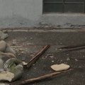 Pala statuta sa zgrade u Kneza Miloša, odžak u Višegradskoj (foto)