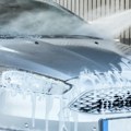 Nemojte ovo nikada raditi u autopraonici Mehaničar otkrio da ova greška možete potpuno uništiti motor automobila