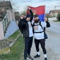 Pešače do Ostroga za pomoć bolesnoj Lari Evi (12): Dejan Kalinić (27) i Stefan Stokić (28) jutros krenuli na put od 450…