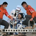 Kineski astronauti iz misije Šendžou-21 sleteli na Zemlju