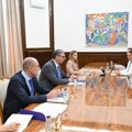 Vučić sa predstavnicima SZO, potpisan sporazum o saradnji