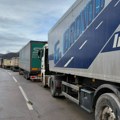Na graničnom prelazu Sremska Rača teretna vozila čekaju 5 sati na izlaz i 3 na ulaz