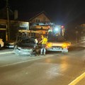 Težak sudar autobusa i automobila u Beogradu: Ima povređenih, Hitna pomoć na terenu (foto)