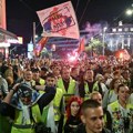 Zagrevanje za finiš kampanje: Kolone pristalica Studentske liste peške stigle u Beograd