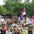 Završen sedmi protest “Srbija protiv nasilja”: Sledeće nedelje protesti i blokade u još 10 gradova