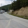 Specijalne snage tzv. kosovske policije pretražuju šumu oko manastira Banjska, primetne patrole na celom severu Kosova i…