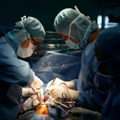 Podvig hirurga u Rumuniji: Pacijentkinji (33) uklonjen tumor štitaste žlezde, najveći u Evropi