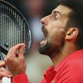 Žaliće Novak za propuštenim prilikama, Siner u finalu Rolan Garosa!