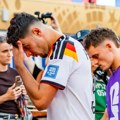 "Da je rođen u Srbiji, obijao bi automobile" Pavlović na meti posle kraha Nemačke – jezive rasističke uvrede šokirale javnost!…