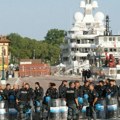Protesti protiv ambasadora SAD u Veneciji, milijarder stigao luksuznom jahtom