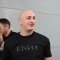 LUKSUZ OD KOJEG ZASTAJE DAH! Desingerica urnisao estradu: Na snimanje „Pinkovih zvezda“ došao u FERRARIJU od 150.000 EVRA…