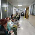 Крагујевчани масовно на превентивним прегледима у укц и Дому здравља