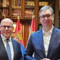 O ekonomskoj saradnji Srbije i Nemačke: Predsednik Vučić se sastao sa poslanikom Bundestaga Peterom Bajerom (foto)