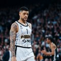 Lundberg vezao dve trojke u finišu poluvremena (VIDEO)