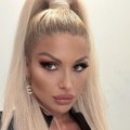 Voditeljka elite bez donjeg veša! Ivana Šopić otišla u noćni provod u haljini koja pokazuje previše (foto)