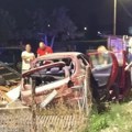 Automobil sleteo s puta i završio u dvorištu kuće