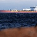 Ruska nafta zaglavljena na moru, američke sankcije remete tokove isporuka