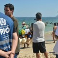 Avion pao kod najpopularnije plaže! Ljudi gledali kad se letelica survala u more, objavljeni dramatični snimci (foto, video)