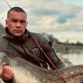 Aleksandar izvukao ogromnu neman iz Dunava: Čekao ju je 25 godina - a sada je usledila ozbiljna borba (foto)