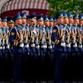 Počela parada povodom Dana pobede u Moskvi: Svet čeka govor Vladimira Putina