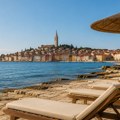 Sezona u Hrvatskoj tek počinje a sa njom i udar na džep! U ovom gradu za ležaljku morate da izdvojite kao za jednu noć u hotelu…