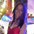 Devojka ušla u plićak, a onda je usledio horor: Zver izvela "smrtonosni obrt" i rastrgla je pred očima dečka