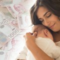 Za rođenje prvog i drugog deteta po 20.000 dinara više od države, za treće još 1.000 evra! Od 1. jula veća i jednokratna…