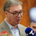 Vučić: Pritisci i spolja i iznutra zbog obustave izvoza municije i oružja