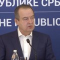 Dačić: MUP ne prekida skupove