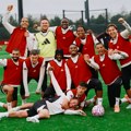 Enfild spreman za derbi: Liverpul dočekuje Mančester junajted!