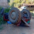 Jeziva scena u Prokuplju: Čovek prevrnuo traktor tokom vožnje, pa ostao zaglavljen ispod njega! Svedoci za Kurir otkrili šta…