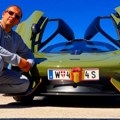 Folker kupio auto od 500.000 evra Pozirao pored besne mašine, a ovakav model nema skoro niko u Srbiji!