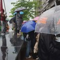 Počeo protest ispred Ustavnog suda povodom godinu dana od lokalnih izbora u Zaječaru