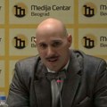 Advokat Danko Cvejić brutalno pretučen pred maloletnom decom u Bloku 23