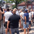 Protest malinara u Arilju, traže višu otkupnu cenu