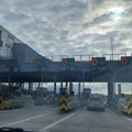 Zatvaraju se deonice, potpune obustave saobraćaja! Evo gde danas vozače očekuju najveći problemi na putevima širom Srbije…