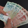 U budžet Srbije za narednu godinu „spakovano“ povećanje plata, penzija i minimalne zarade